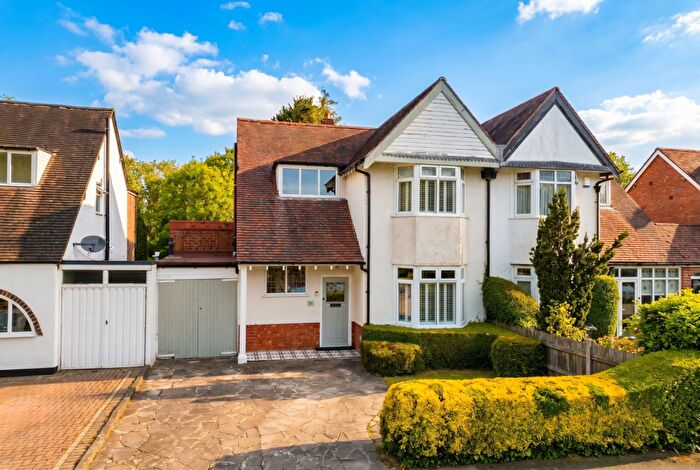 3 Bedroom Semi-Detached House For Sale In Etwall Road, Hall Green, B28