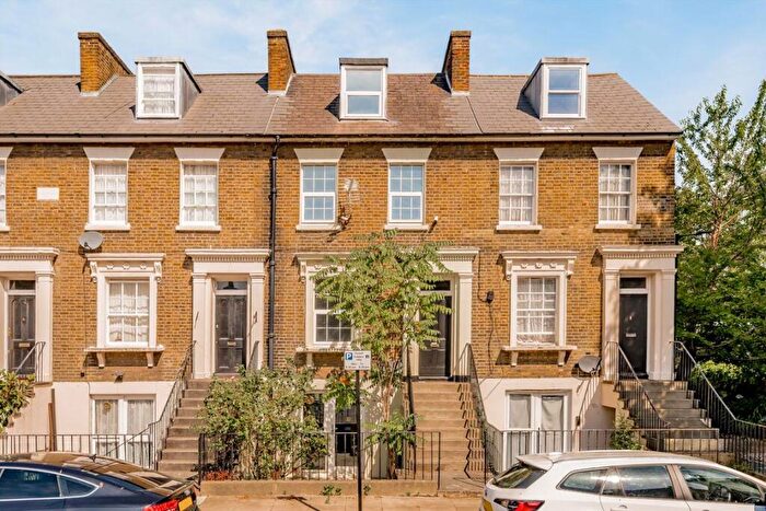 5 Bedroom House For Sale In Lorrimore Road, Kennington, SE17