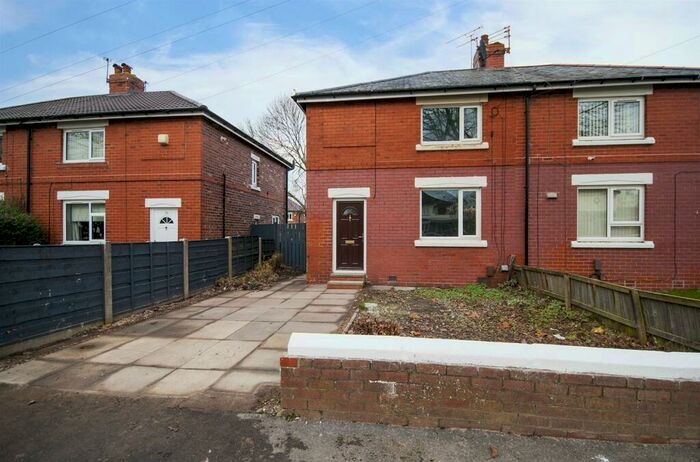 3 Bedroom House To Rent In Barnfield Road West, Stockport, SK3