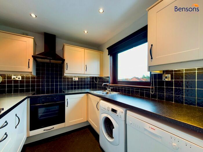 2 Bedroom Flat To Rent In Caithness Road, East Kilbride, South Lanarkshire, G74