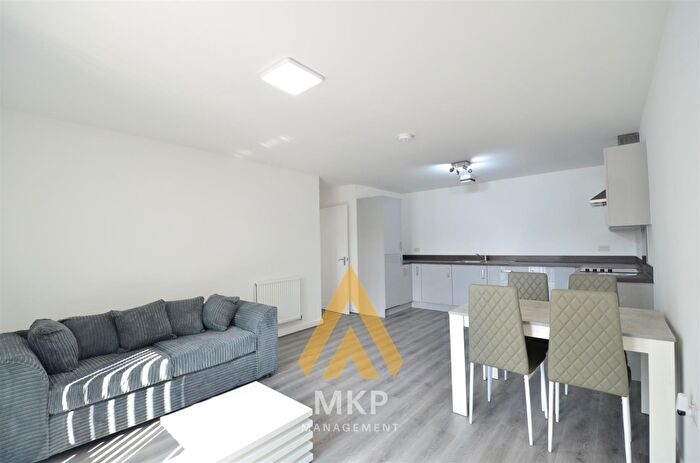 1 Bedroom Apartment To Rent In Crouch Court, Tanners Way, B29