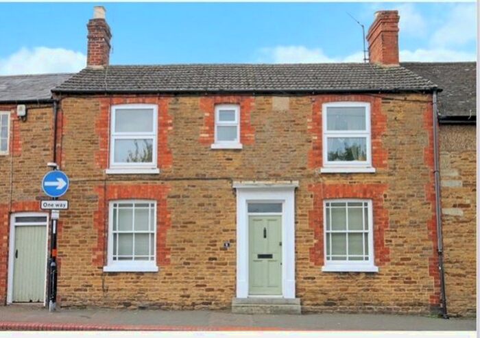 3 Bedroom Cottage To Rent In Church Street, Moulton, Northampton NN3