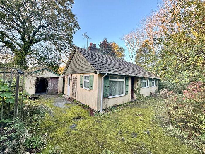 3 Bedroom Detached Bungalow For Sale In Oakford, Llanarth, SA47