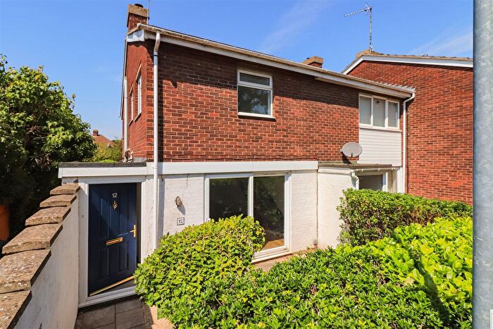 3 Bedroom End Of Terrace House For Sale In Quainton Close, Cambridge, CB5