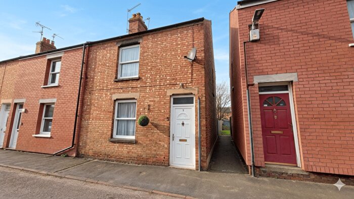 3 Bedroom End Of Terrace House For Sale In Alexandra Terrace, Bourne, PE10