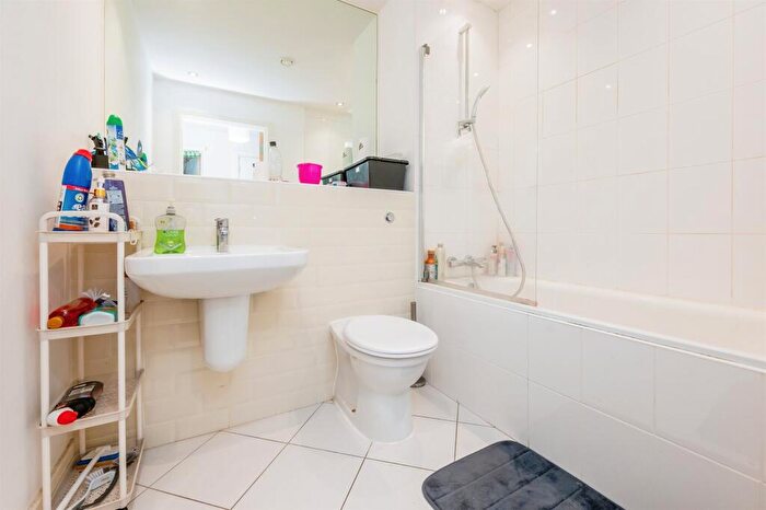 1 Bedroom Apartment For Sale In Water Street, Birmingham, B3