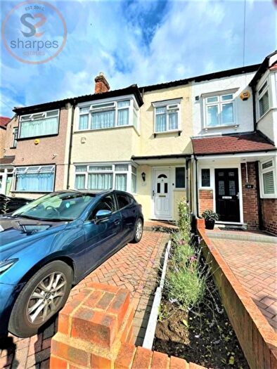4 Bedroom Property To Rent In New Barns Avenue, Mitcham, London, CR4