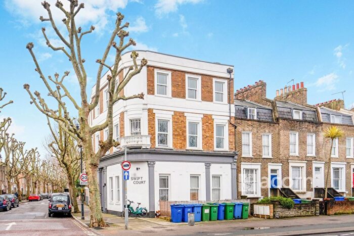 2 Bedroom Flat To Rent In Alma Grove, London, SE1
