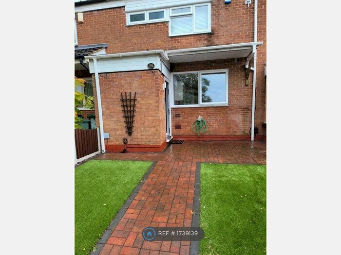 3 Bedroom Terraced House To Rent In Pike Drive, Birmingham, B37