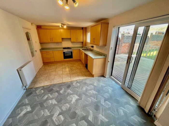 3 Bedroom Property To Rent In Sheringham Gardens, High Green, Sheffield, S35