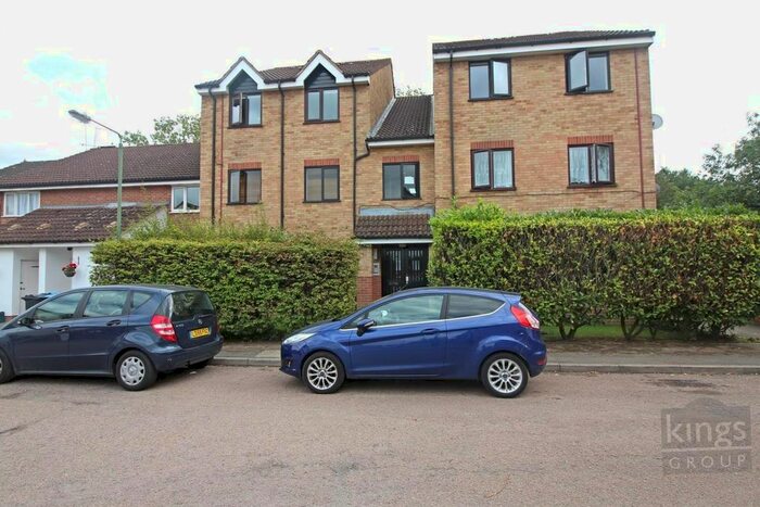 1 Bedroom Flat To Rent In Markwell Wood, Harlow, CM19