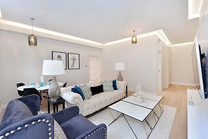 2 Bedroom Flat For Sale In Stone House, Weymouth Street, Marylebone London, W1W