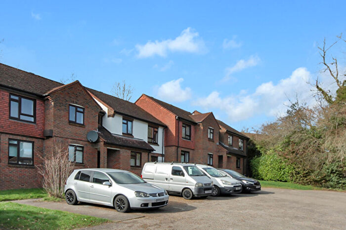 1 Bedroom Flat For Sale In Gorringes Brook, Horsham, RH12