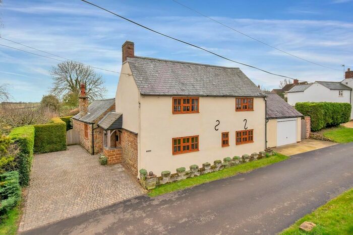 3 Bedroom Detached House For Sale In Middle Street, Owston, Oakham, LE15