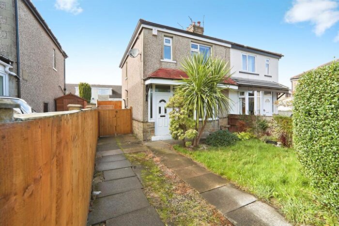 3 Bedroom Semi-Detached House For Sale In Low Ash Crescent, Shipley, BD18