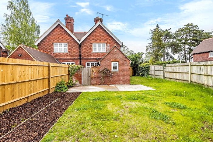 2 Bedroom Semi Detached House For Sale In Mayford Green, Woking, GU22