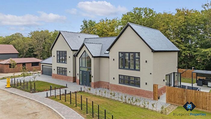 4 Bedroom Detached House For Sale In The Sherwoods, Dagwood Lane, Doddinghurst, CM15