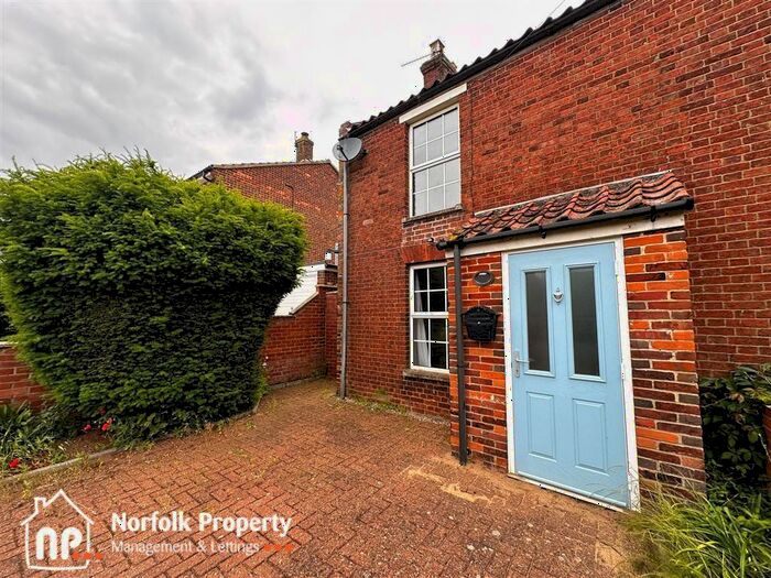 2 Bedroom Cottage To Rent In The Hills, Reedham, Norwich, NR13