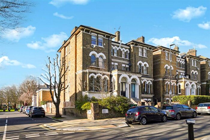 2 Bedroom Apartment For Sale In North Villas, London, NW1