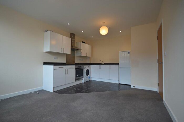 2 Bedroom Flat To Rent In Burleys Way, Leicester, LE1