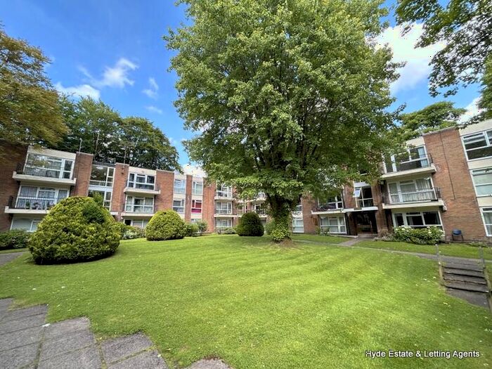 2 Bedroom Apartment To Rent In Milton Court, Bury Old Road, Salford, M7