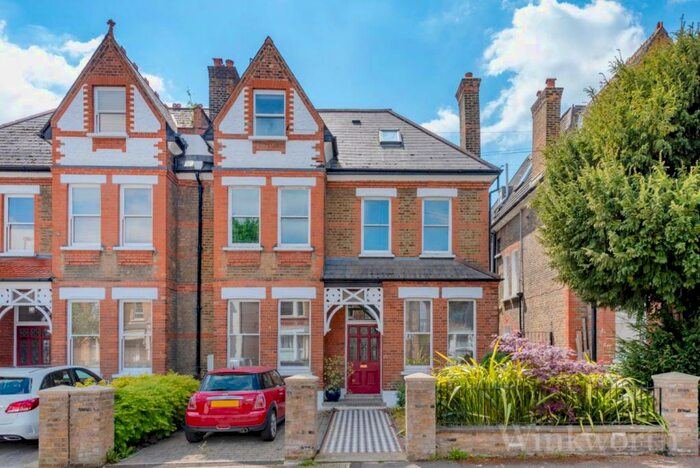 2 Bedroom Apartment To Rent In Vancouver Road, London, SE23