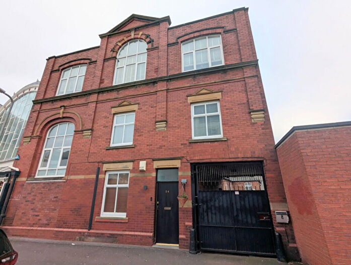 2 Bedroom Town House To Rent In West Street, Town Centre, Southport, PR8