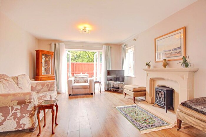4 Bedroom Detached House For Sale In Hill End Road, Twyning, Tewkesbury, GL20