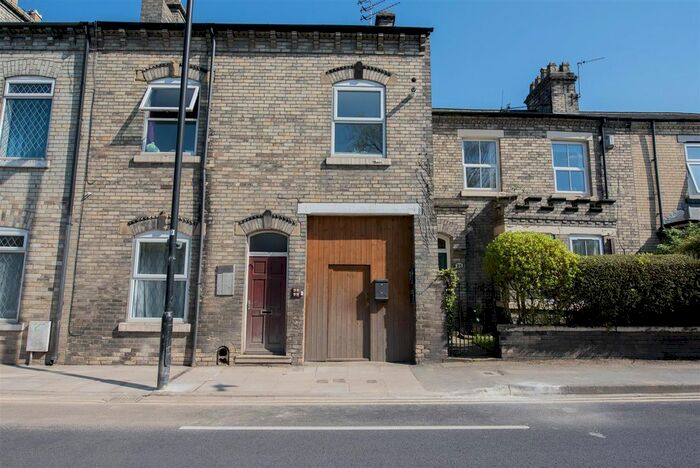1 Bedroom Property To Rent In Barbican Road, York, YO10