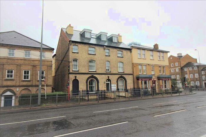 1 Bedroom Apartment To Rent In Broomfield Road, Chelmsford, CM1