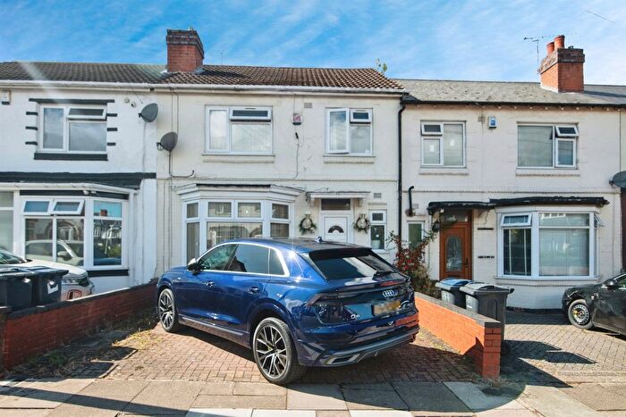 3 Bedroom Terraced House For Sale In Willow Avenue, Birmingham, B17