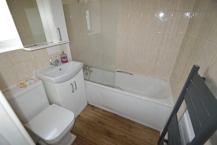 3 Bedroom End Of Terrace House For Sale In Downing Road, Dagenham, RM9