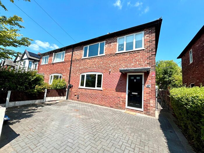 3 Bedroom Property To Rent In Willow Way, Manchester, M20