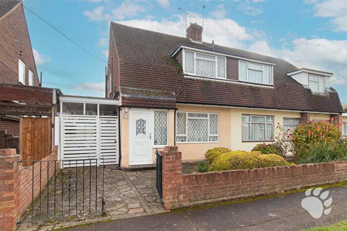 3 Bedroom Semi Detached House For Sale In Vowler Road, Langdon Hills, SS16