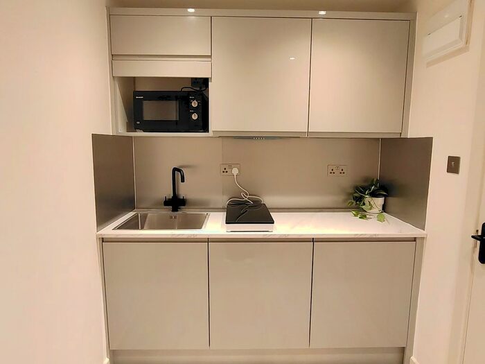 2 Bedroom Flat To Rent In Addison Gardens, Surbiton, KT5
