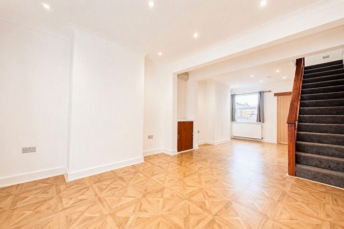 3 Bedroom Property To Rent In Harold Road, Sittingbourne, ME10
