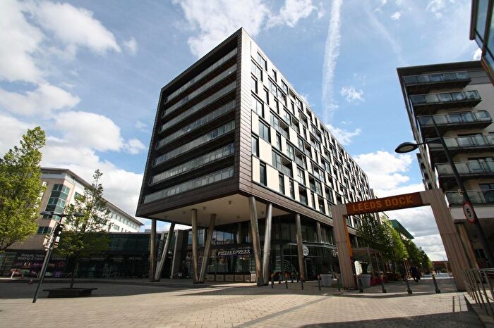 1 Bedroom Flat To Rent In Cartier House, The Boulevard, Leeds, West Yorkshire, LS10