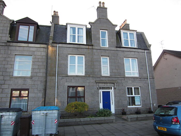 2 Bedroom Flat To Rent In Sunnyside Road, Aberdeen, AB24