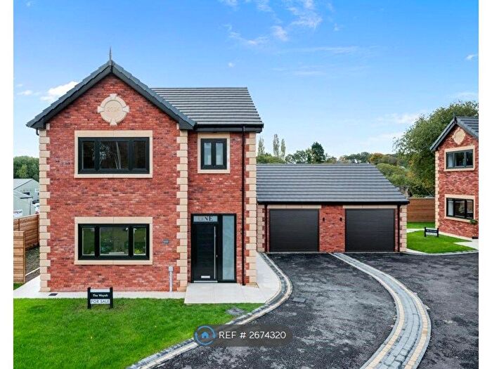 3 Bedroom Detached House To Rent In Bentley Gardens, Bury, BL8