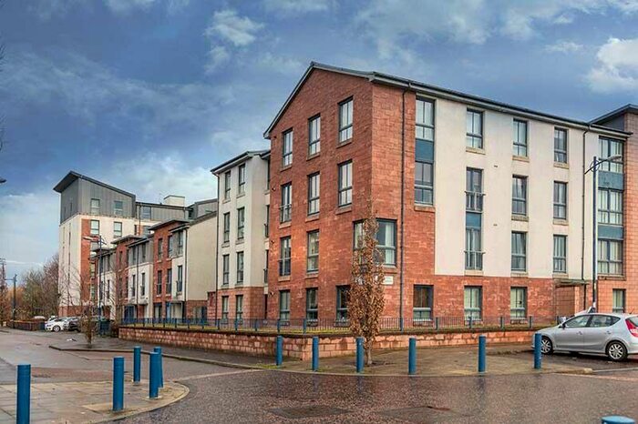 2 Bedroom Flat To Rent In Richmond Park Gardens, Glasgow, G5