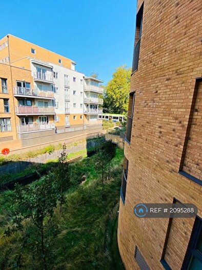 1 Bedroom Flat To Rent In Claret Court, Croydon, CR0