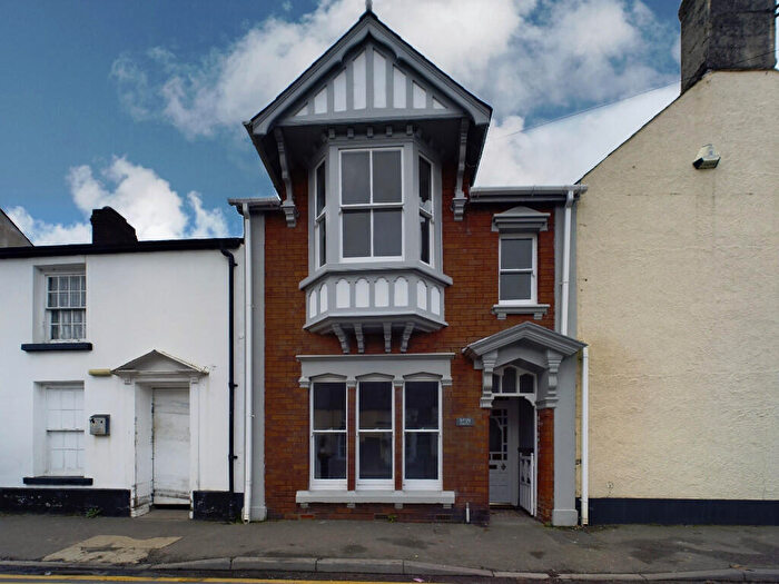2 Bedroom Cottage To Rent In Maryport Street, Usk, Monmouthshire, NP15