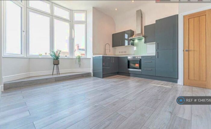 1 Bedroom Flat To Rent In Liverpool Road, Liverpool, L23