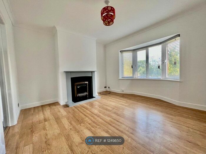 2 Bedroom Semi-Detached House To Rent In Broad Oak Road, Canterbury, CT2