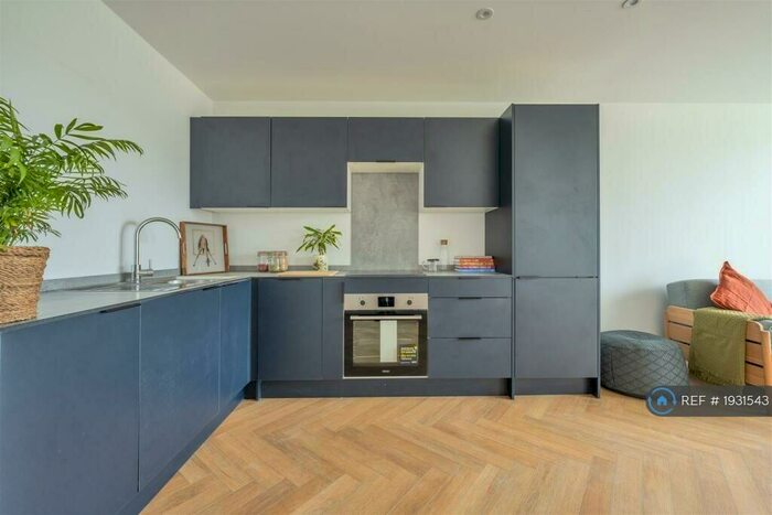 1 Bedroom Flat To Rent In Woodgrange Road, Forest Gate, E7