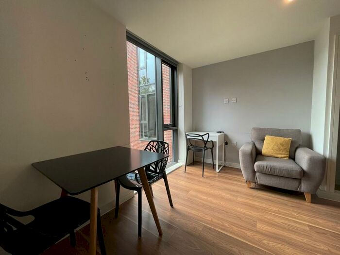 Studio To Rent In Falkner Street, Liverpool, Merseyside, L8