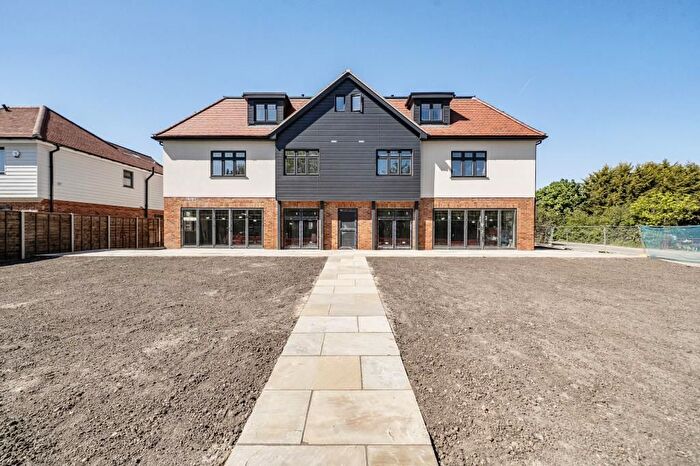 2 Bedroom Flat For Sale In Flat The Squirrels, Squirrel Lane, SL4