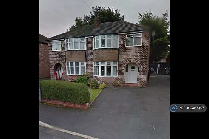3 Bedroom Semi-Detached House To Rent In Oaklands Drive, Prestwich, Manchester, M25