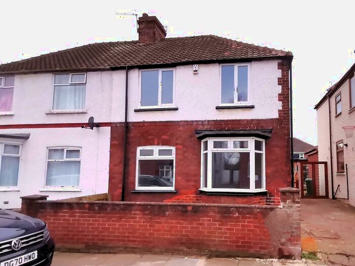 3 Bedroom Semi-Detached House To Rent In David Road, Stockton-On-Tees, Durham, TS20