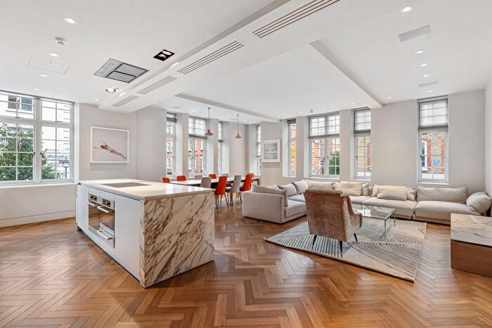 3 Bedroom Flat For Sale In Langham Street, Fitzrovia, London, United Kingdom, Fitzrovia, W1W